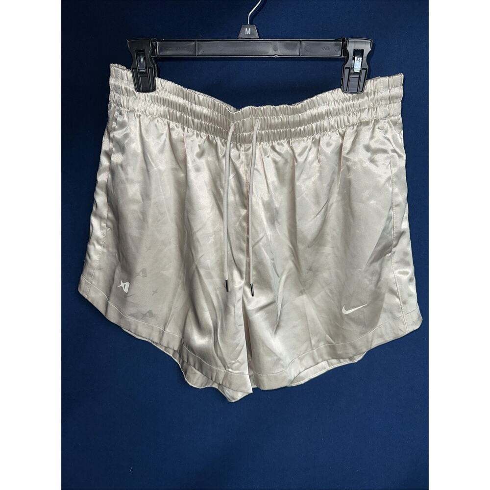 Nike x A'ja Wilson Women's Basketball Shorts Size Large Desert Sand HM7710-008